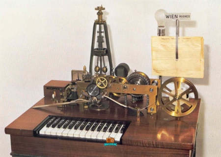 1869 - Typendruck-Telegraph Hughes - PTT-Museum Bern