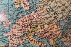 K+F - Leucht- Glas- Globus - Massstab 1:48000000 - 1952