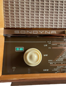 Magisches Auge (Abstimmanzeigeröhre)